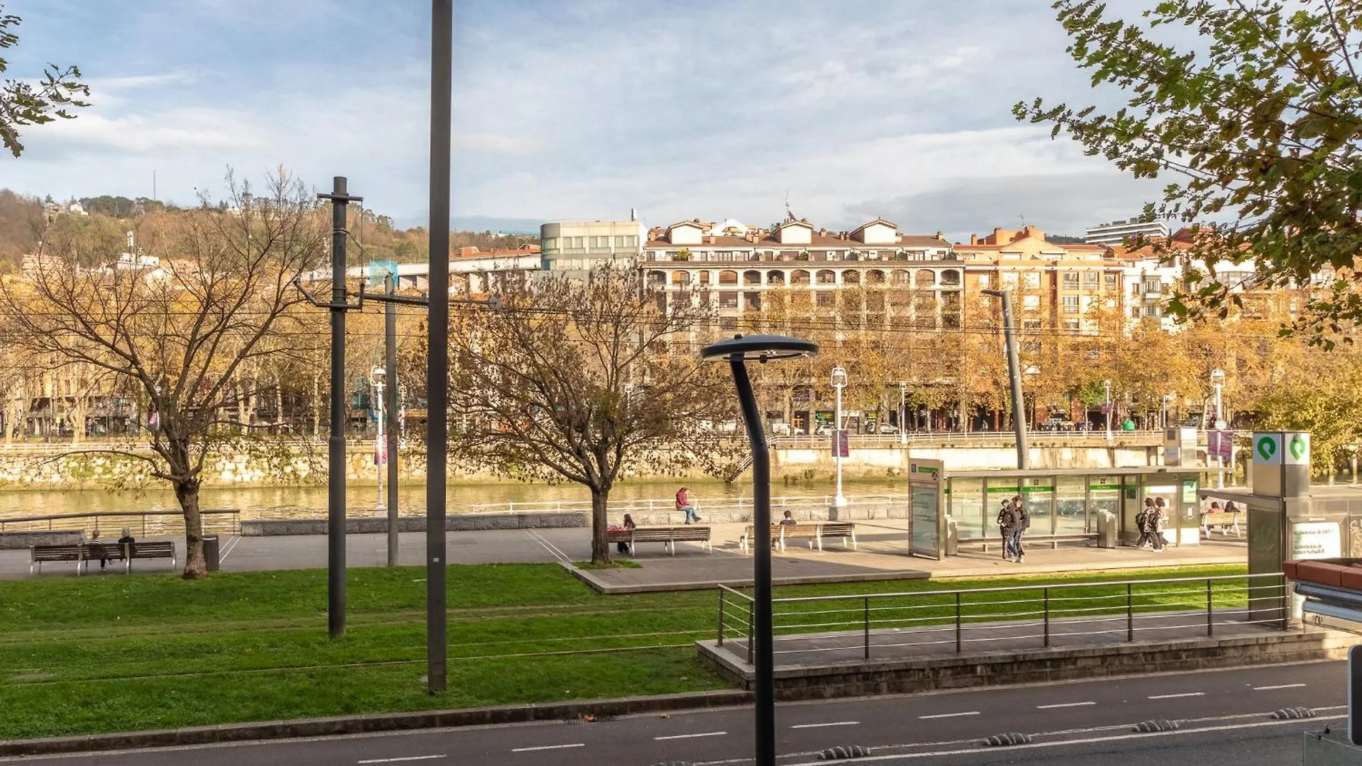 Apartament Moderno Y Acogedor En El Corazon De Bilbao